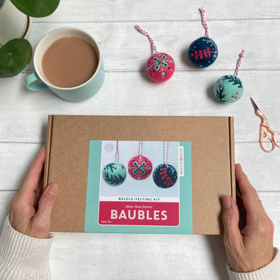 Needle Felting Kit - Christmas Baubles