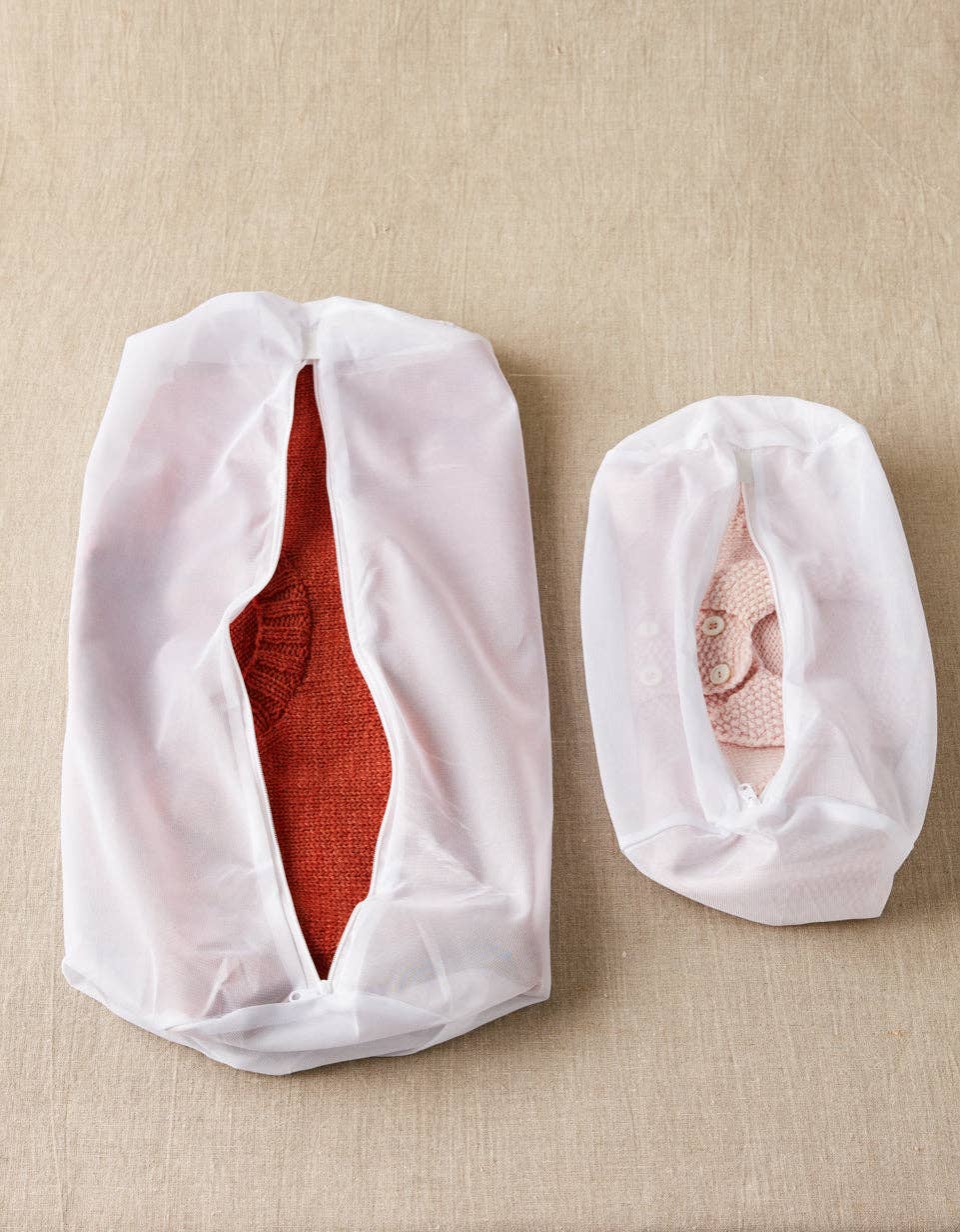 Small Sweater Care Washing Bag