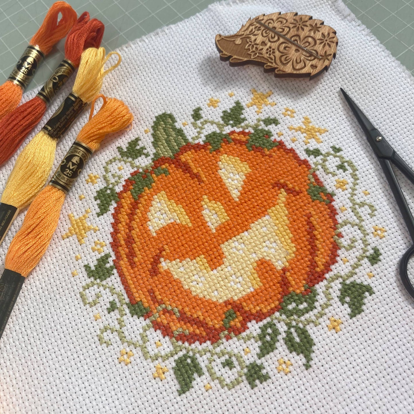 Pumpkin and Stars - Cross Stitch Kit