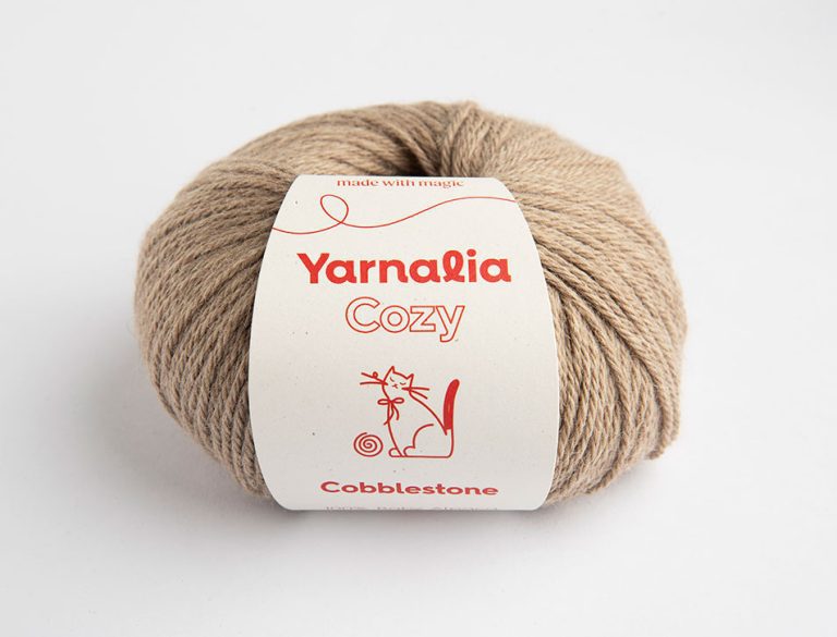 Yarnalia "Cozy" 100% Alpaca