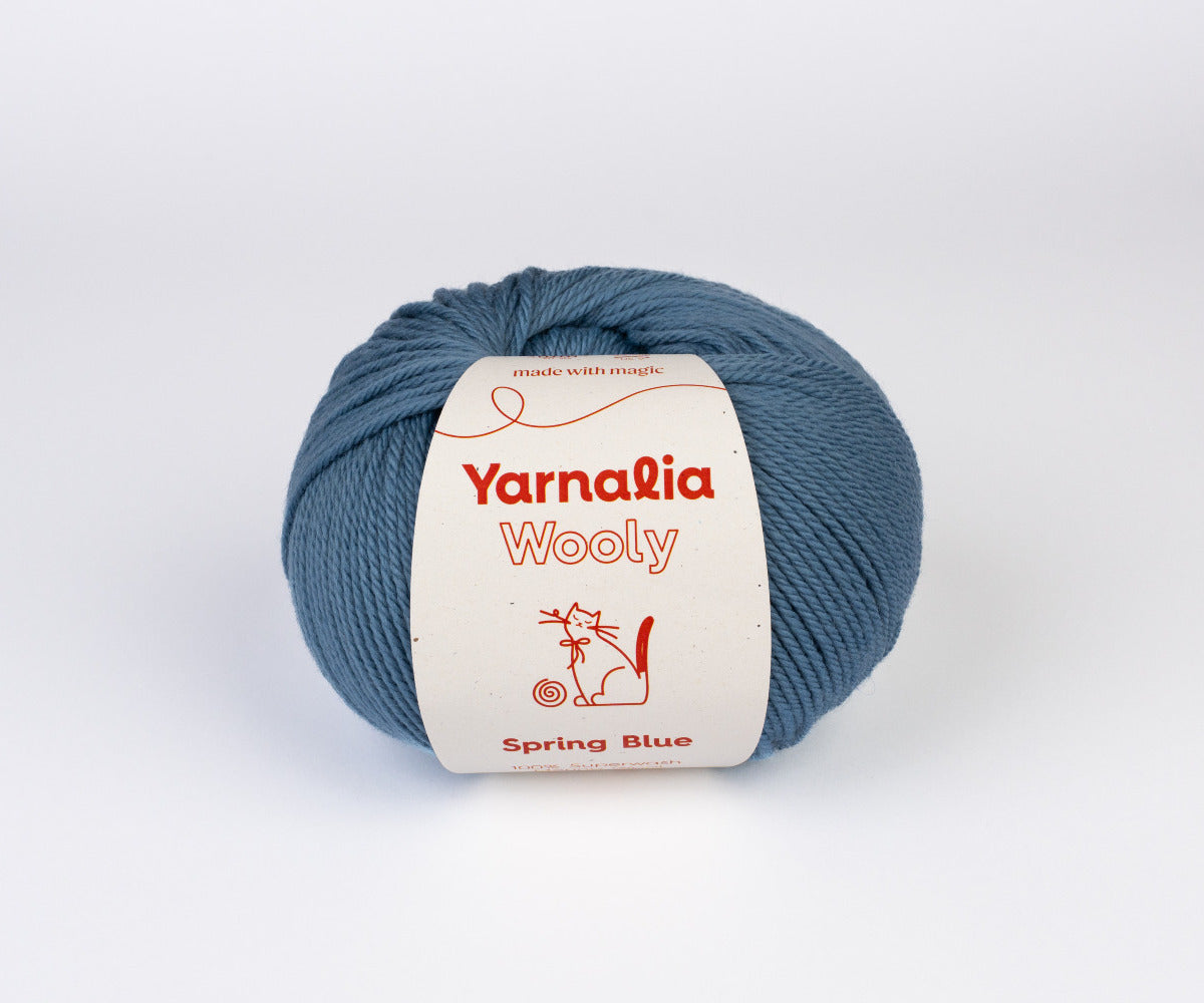 Yarnalia Wooly - 100% Superwash Merino Wool