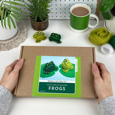 Needle Felting Kit - Frogs