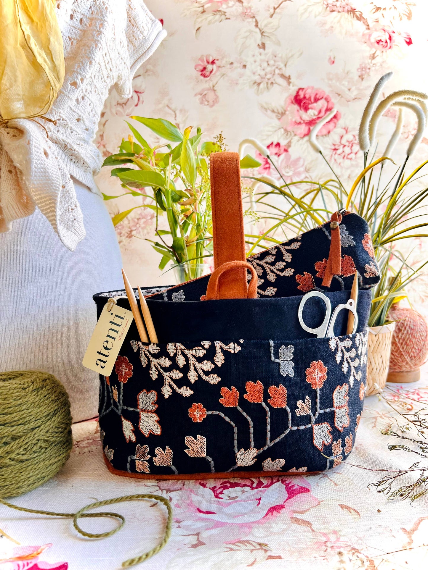 Twinkle Caddy: Knitting and Crochet Organizer