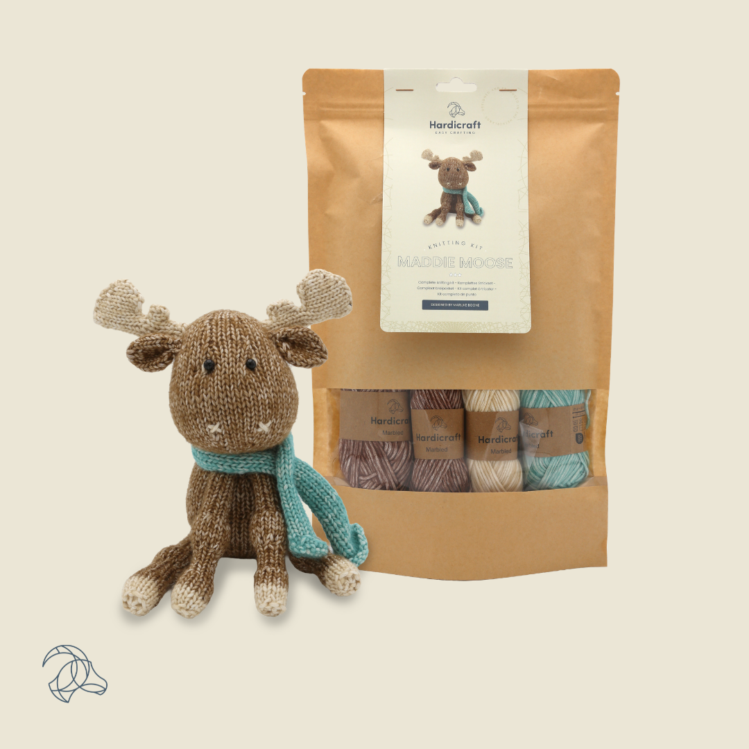 Maddie Moose Knitting Kit