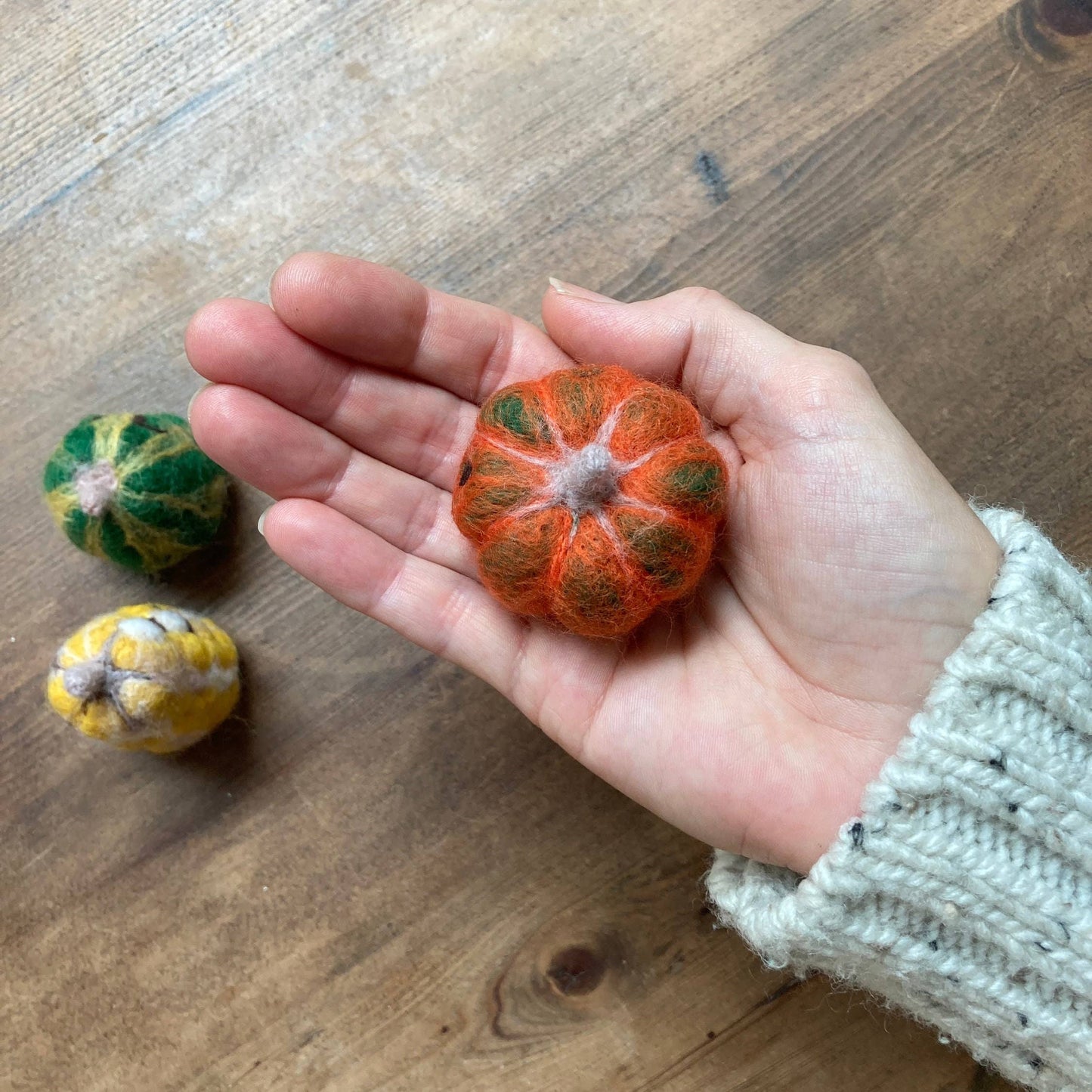 Needle Felting Kit - Pumpkins - Halloween Crafts