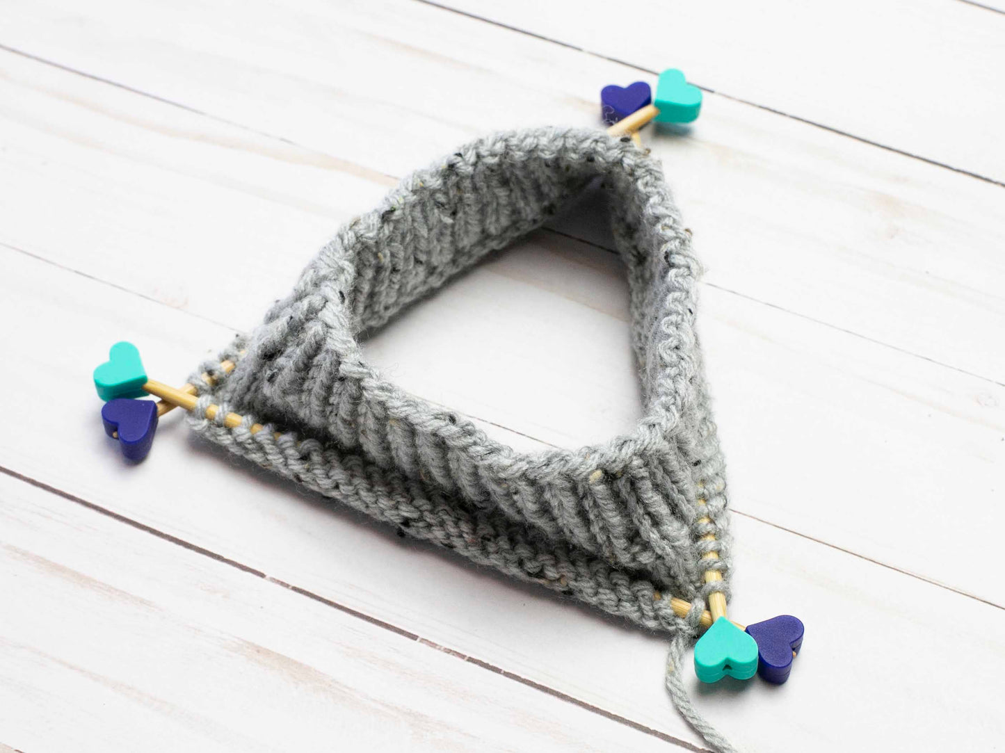 Blue Green Hearts | Stitch Stoppers Knitting Notions