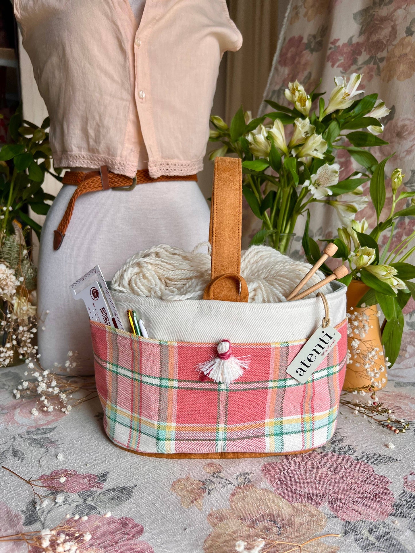 Knitting and Crochet Organizer Project Bag, Bubblegum Caddy