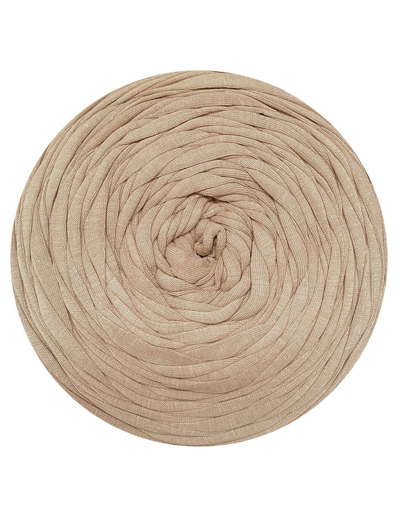 Muted taupe t-shirt yarn by Jolly Good Yarn (100-120m)