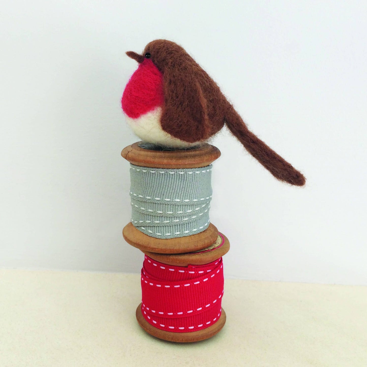 Robin Needle Felting Kit