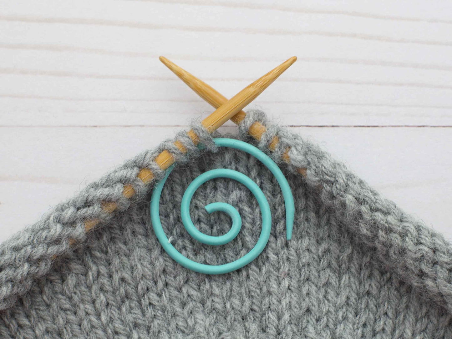 Colorful Spiral Cable Needle