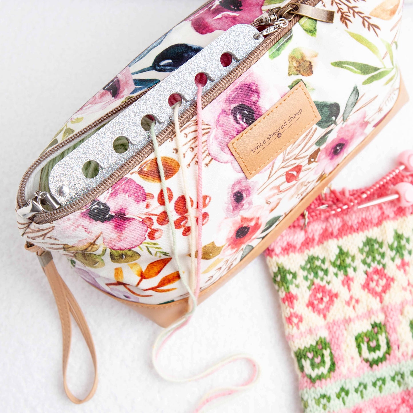 Yarn Gator ♡ Universal Colorwork Yarn Divider / Organizer
