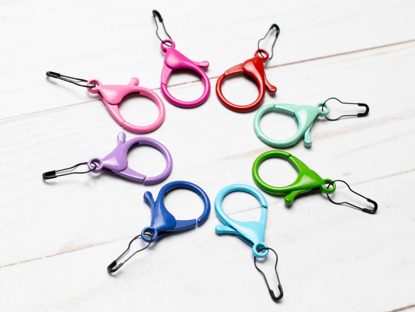 Lobster Claws | Knitting Notions Stitch Markers Holder