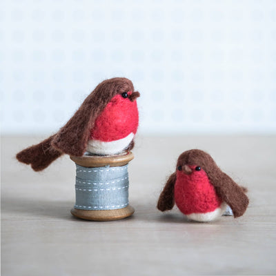 Robin Needle Felting Kit
