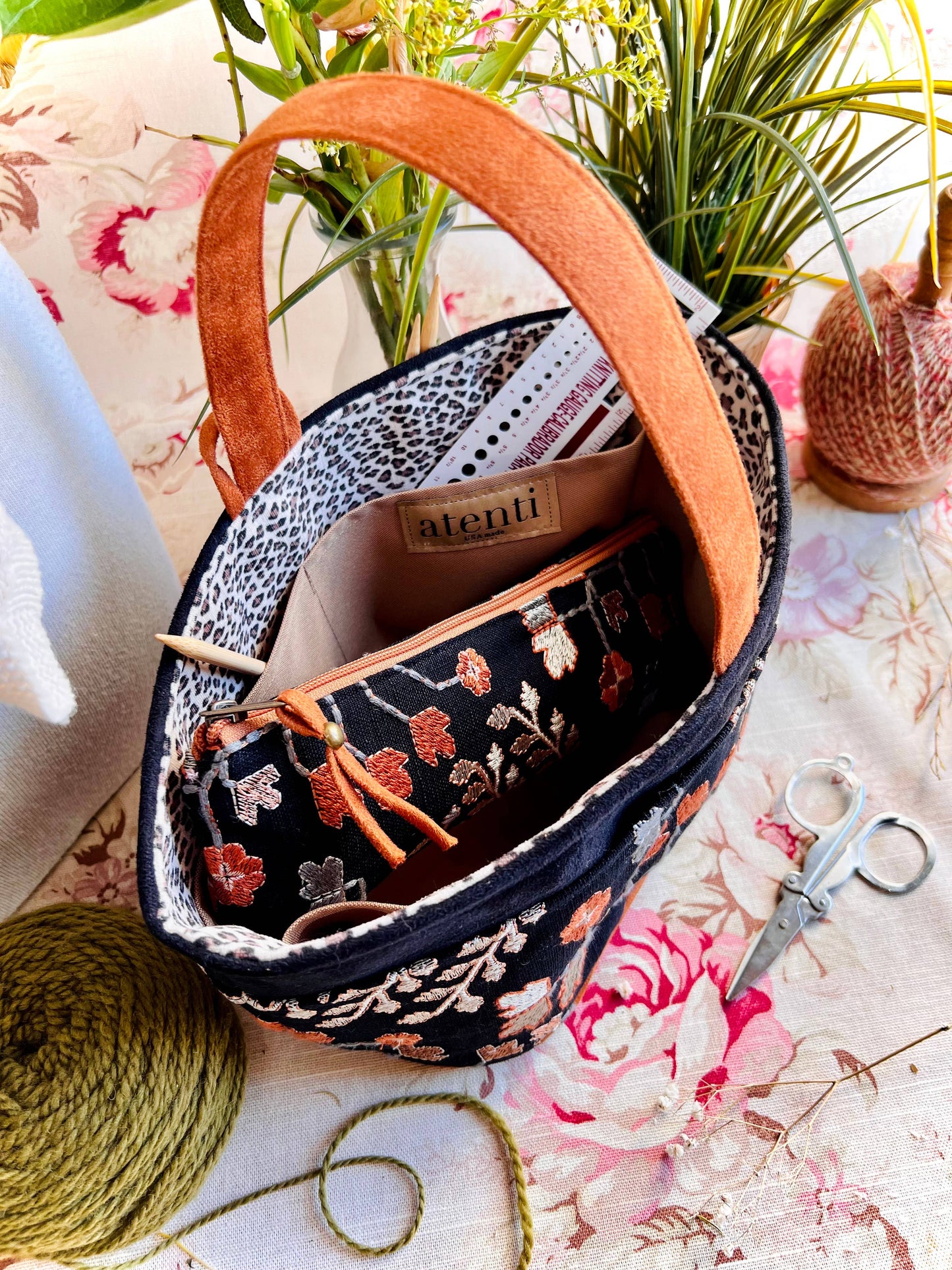 Twinkle Caddy: Knitting and Crochet Organizer