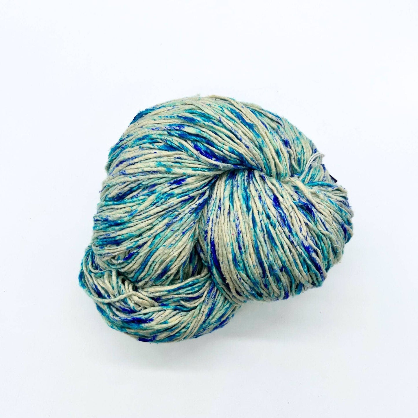 Recycled Silk Roving Worsted Weight Yarn