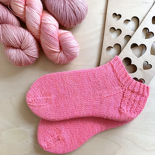 Simple DK Shortie Socks - A Level 2 Knitting Class
