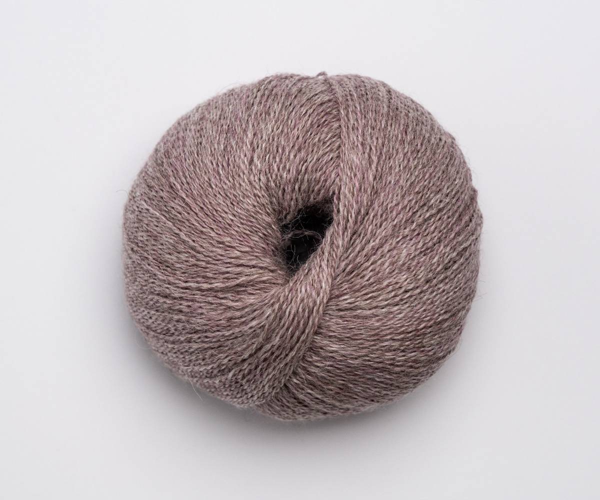 Yarnalia "Joy" ✴︎ 100% Baby Alpaca Lace Weight