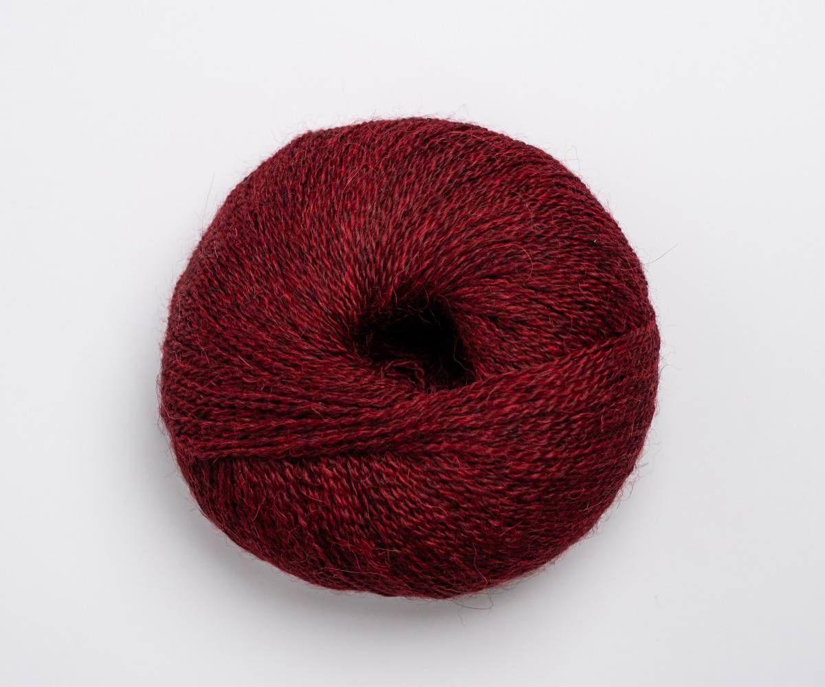 Yarnalia "Joy" ✴︎ 100% Baby Alpaca Lace Weight