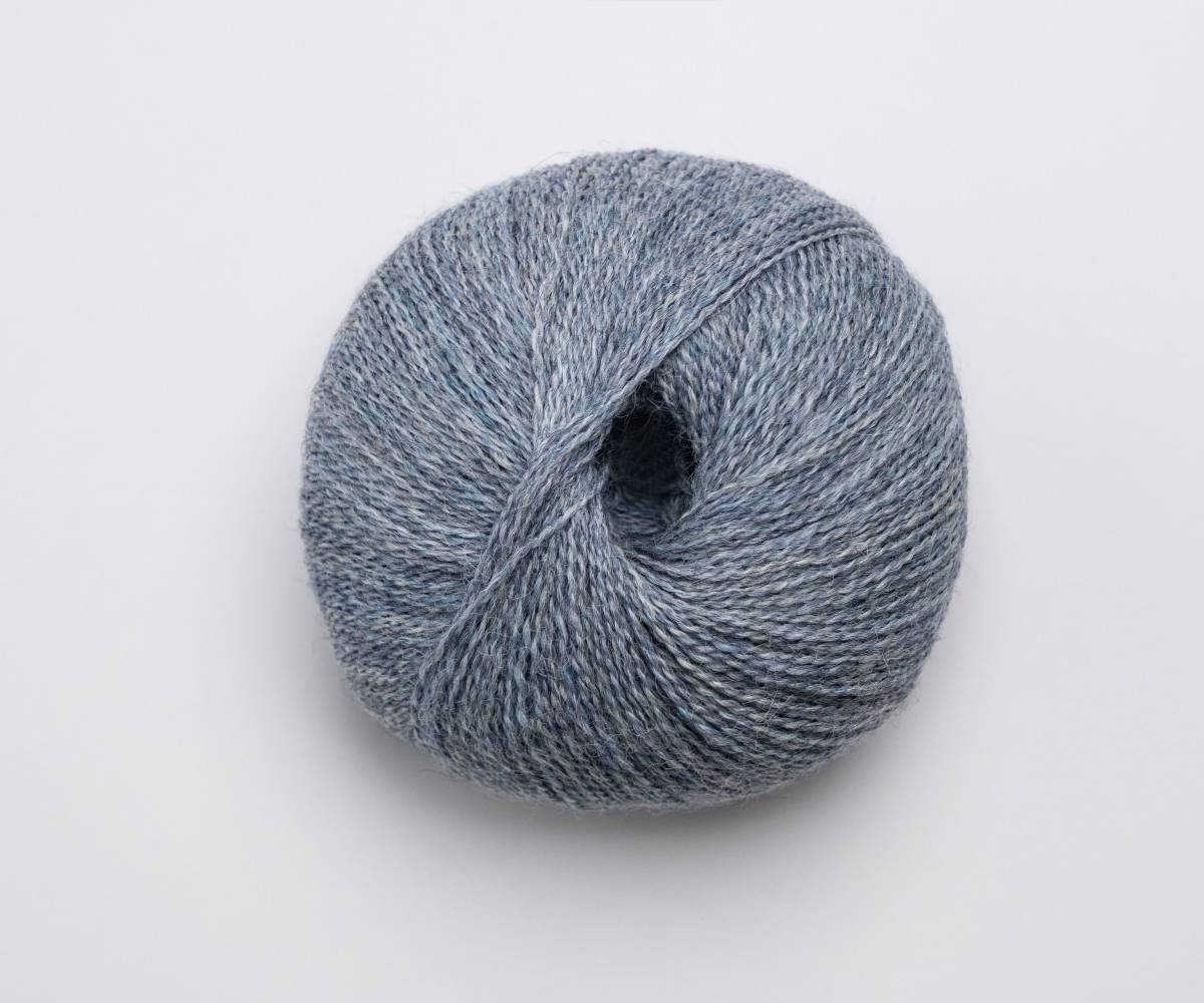 Yarnalia "Joy" ✴︎ 100% Baby Alpaca Lace Weight