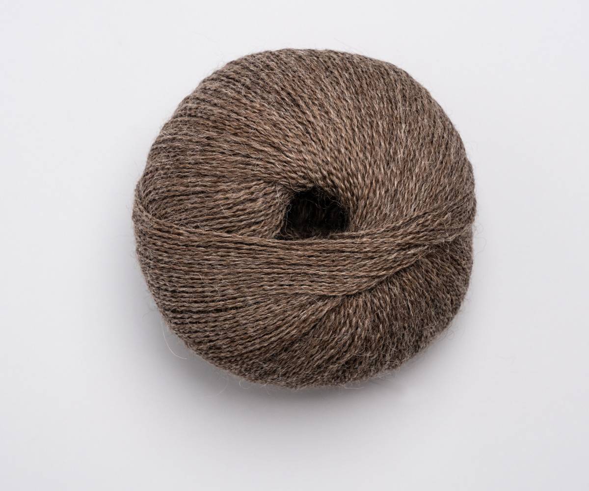 Yarnalia "Joy" ✴︎ 100% Baby Alpaca Lace Weight