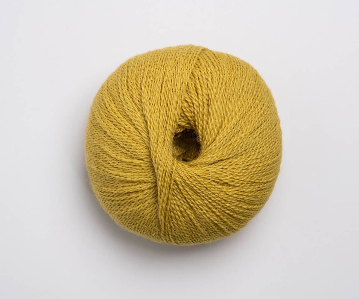 Yarnalia "Joy" ✴︎ 100% Baby Alpaca Lace Weight