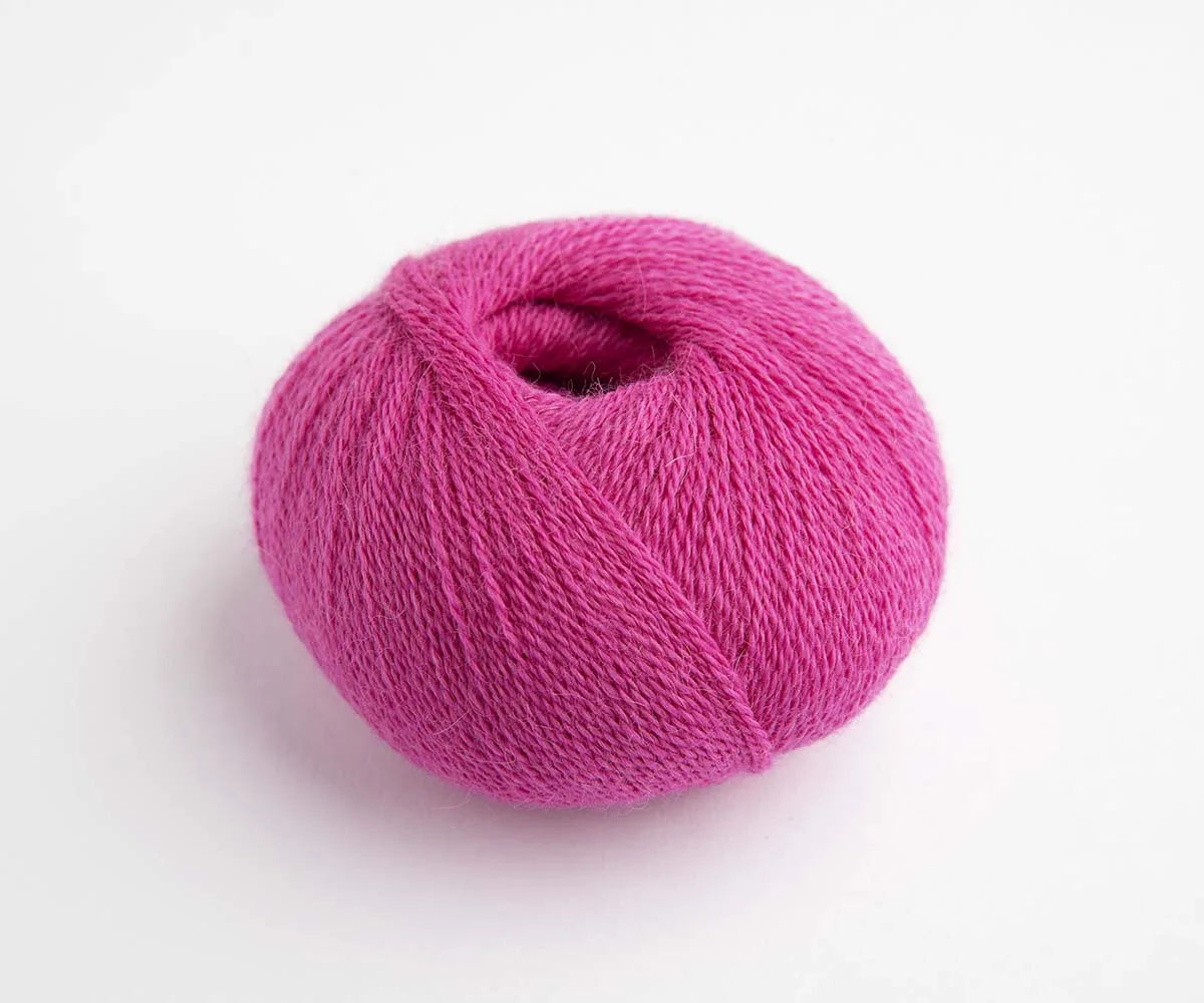 Yarnalia "Joy" ✴︎ 100% Baby Alpaca Lace Weight