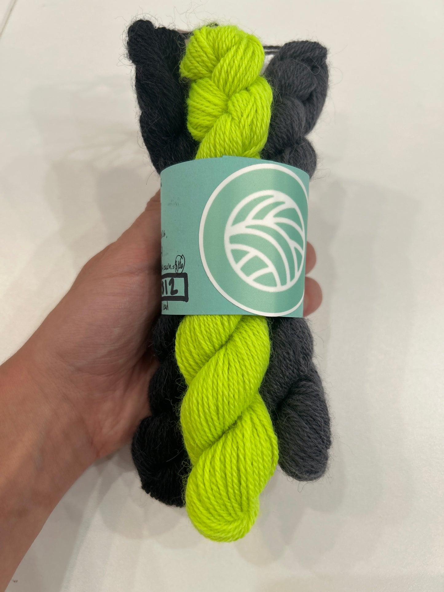 Kelbourne Woolen Bouquet Bundle