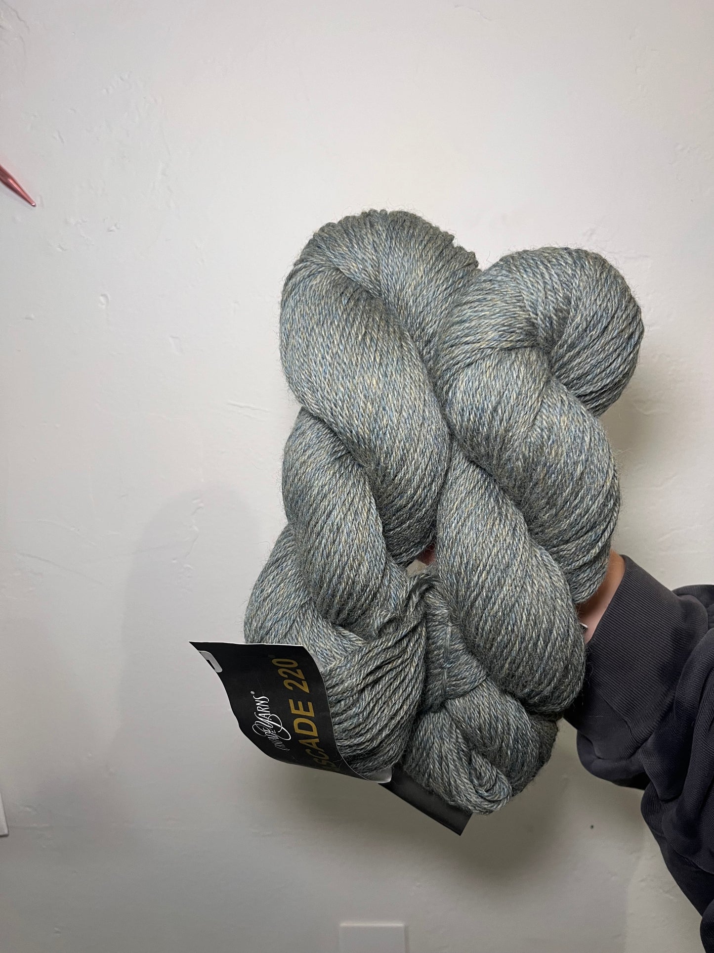 Cascade 220 - 100% Pervuian Highland Wool