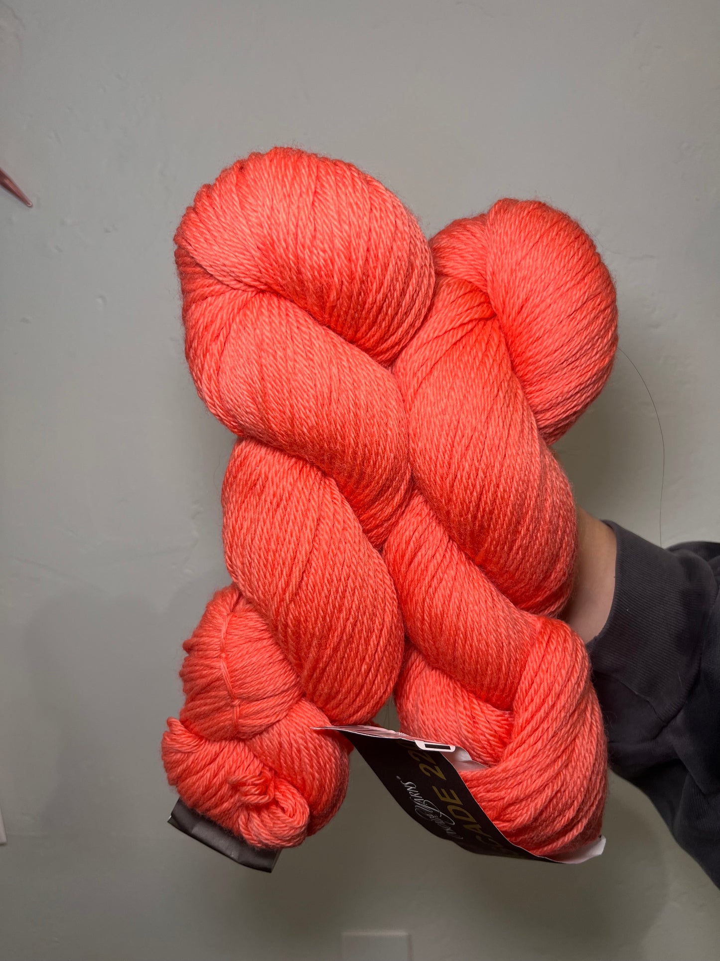 Cascade 220 - 100% Pervuian Highland Wool