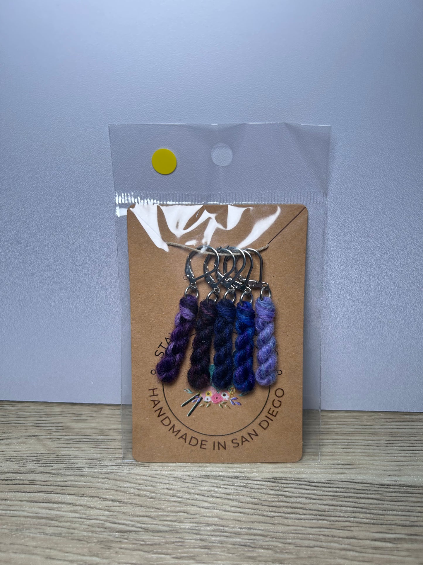 Yarn Skien Stitch Markers