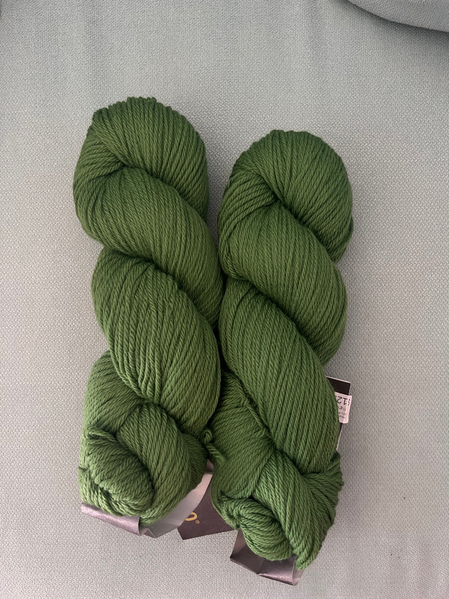 Cascade 220 - 100% Pervuian Highland Wool