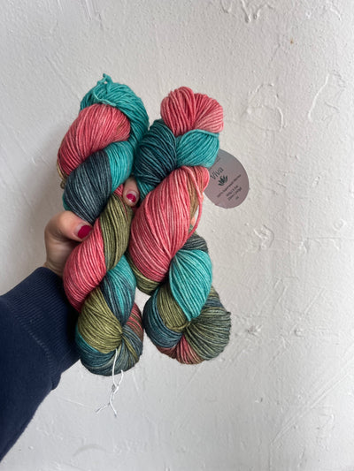 Symfonie Hand Dyed Yarns - Viva - Superwash Merino DK Variegated