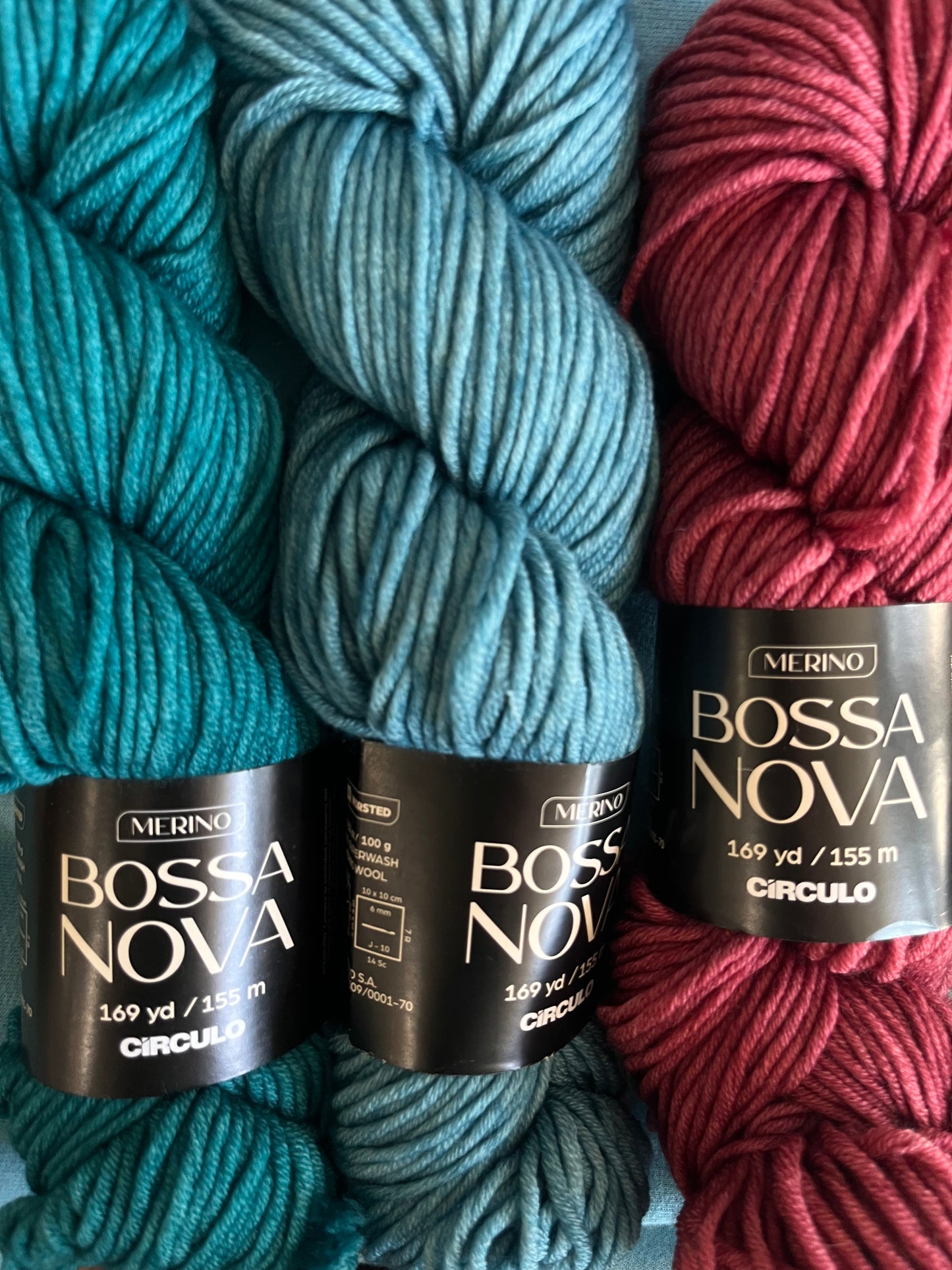 BOSSA NOVA - 100% SUPERWASH MERINO -  100GR
