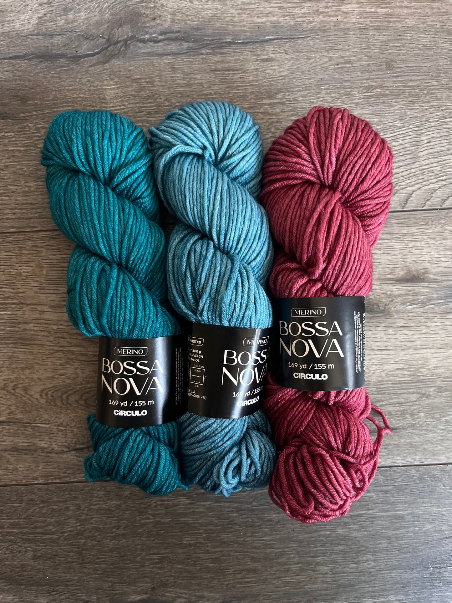 BOSSA NOVA - 100% SUPERWASH MERINO -  100GR