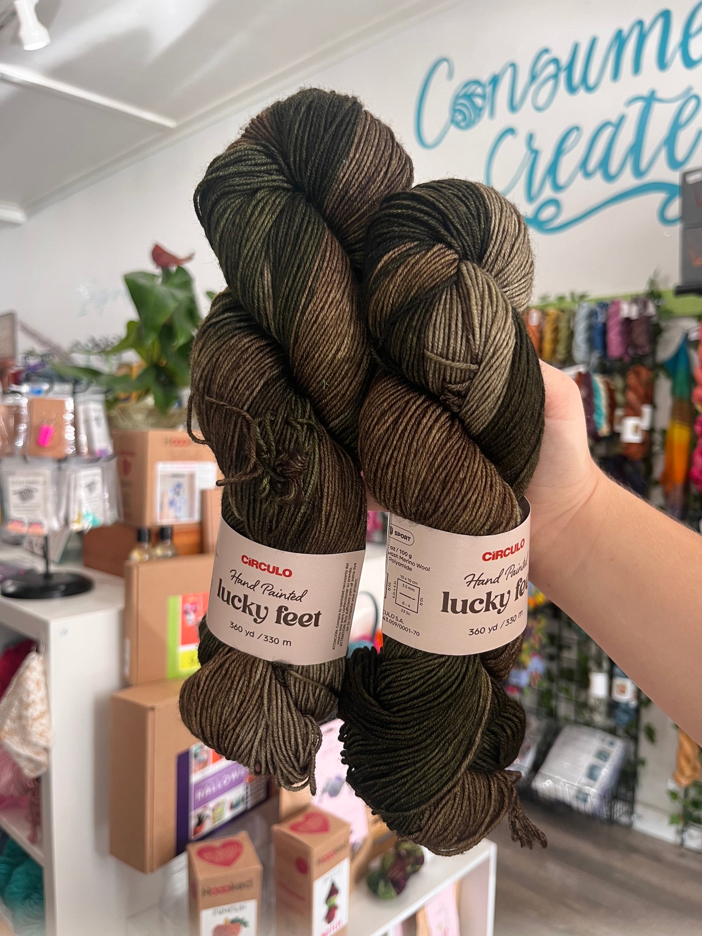 LUCKY FEET SOCK YARN - 75% MERINO 25% POLYAMIDE - 100G