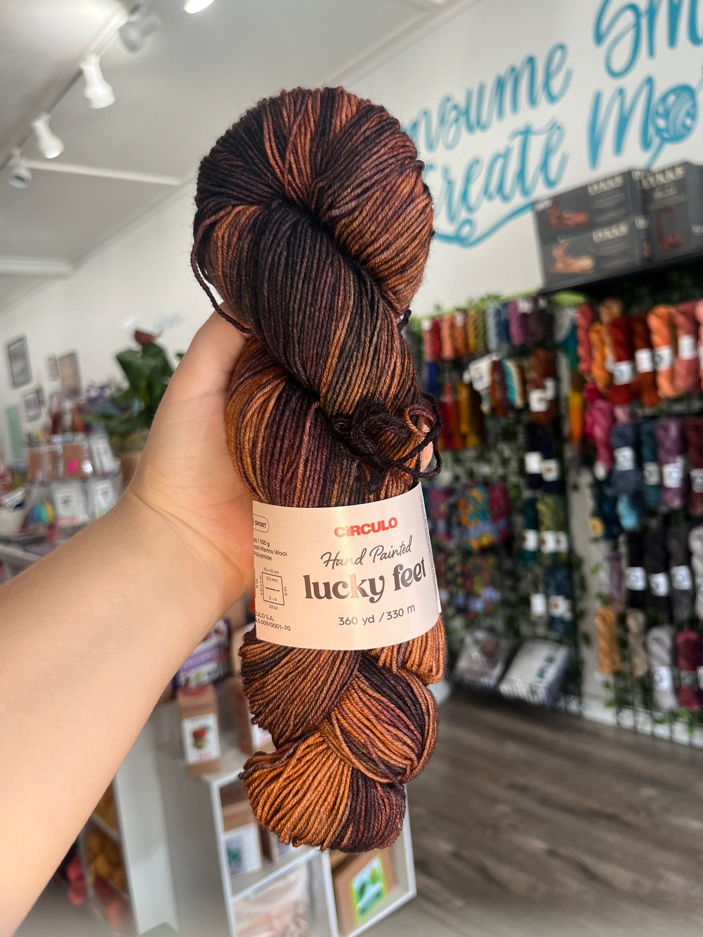 LUCKY FEET SOCK YARN - 75% MERINO 25% POLYAMIDE - 100G