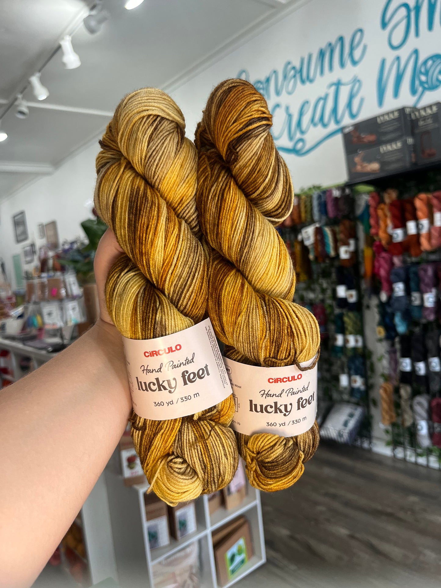 LUCKY FEET SOCK YARN - 75% MERINO 25% POLYAMIDE - 100G