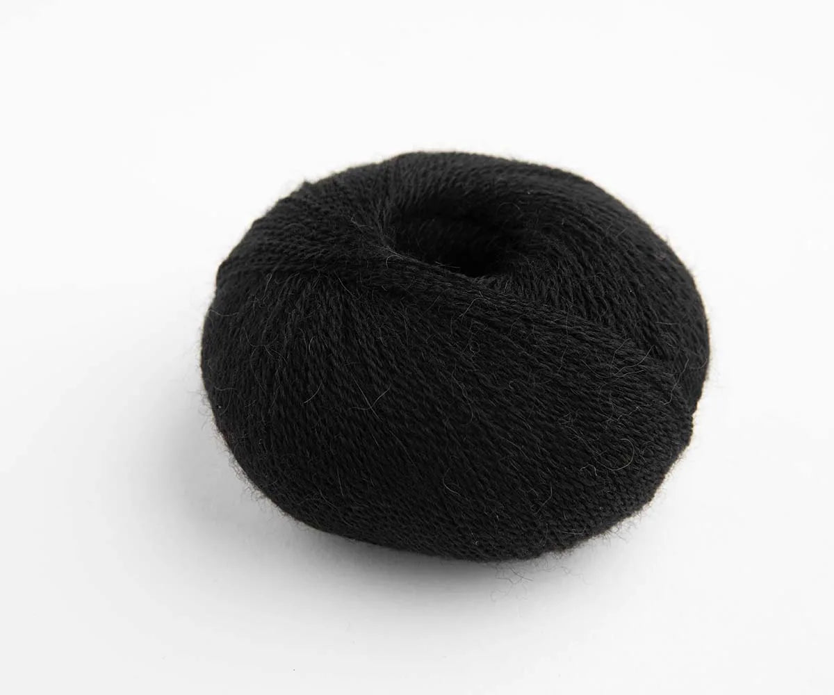 Yarnalia "Joy" ✴︎ 100% Baby Alpaca Lace Weight