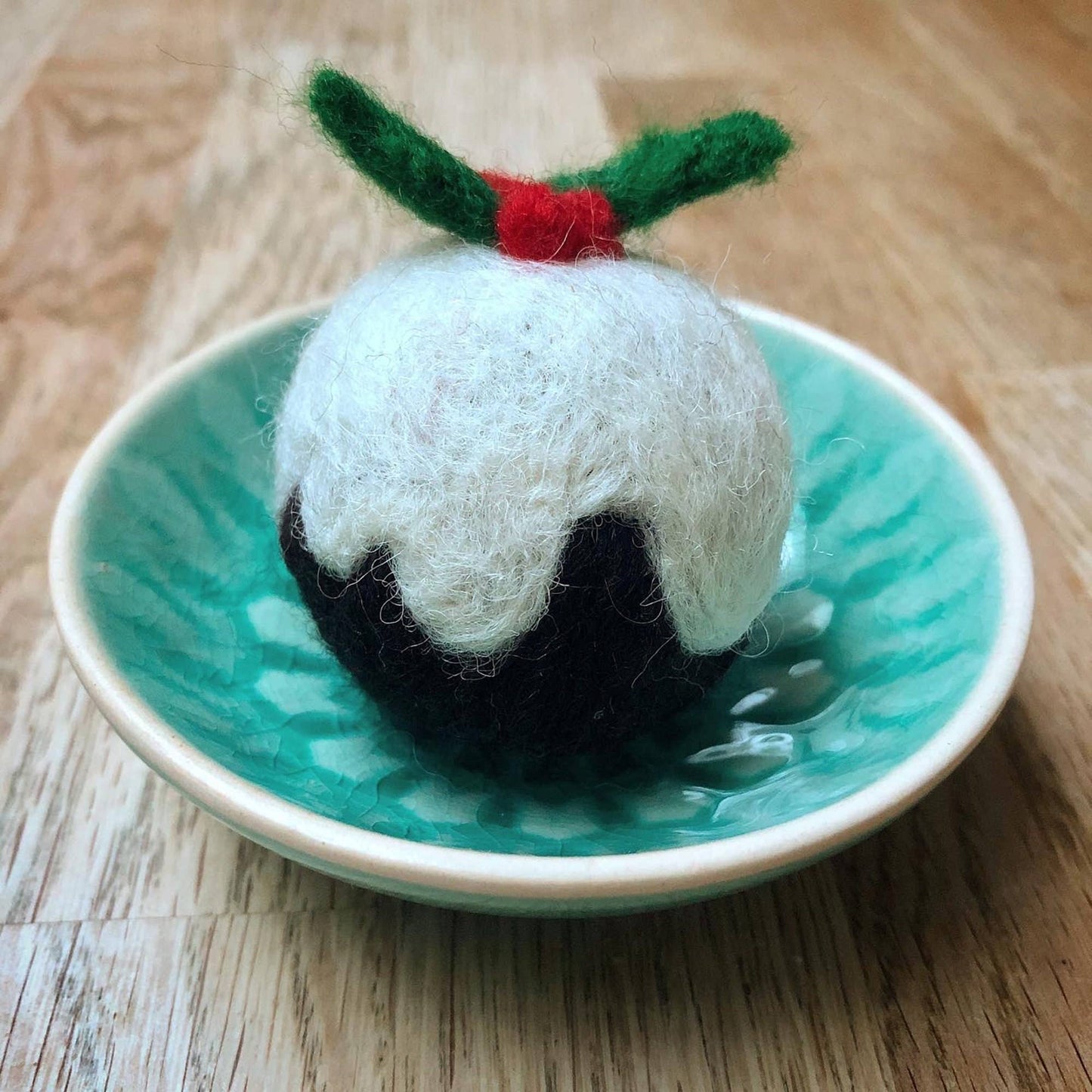 Needle Felting Kit Christmas Puddings - Make TWO decorations