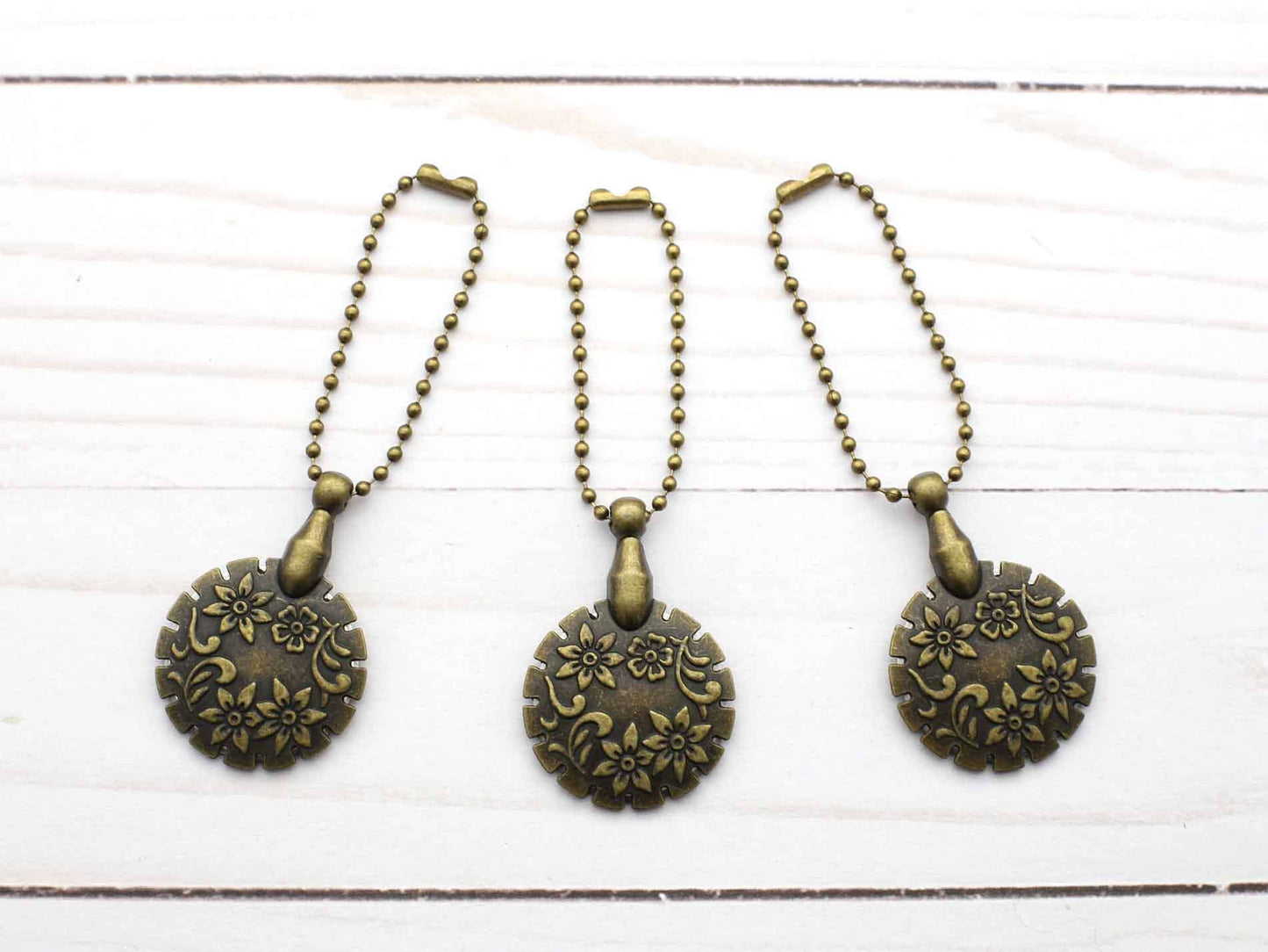 Yarn Cutter Pendant