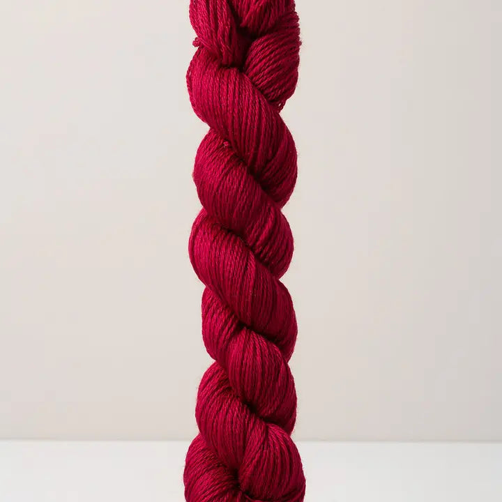 Urth Yarn 16 Fingering - 100% Superwash Merino
