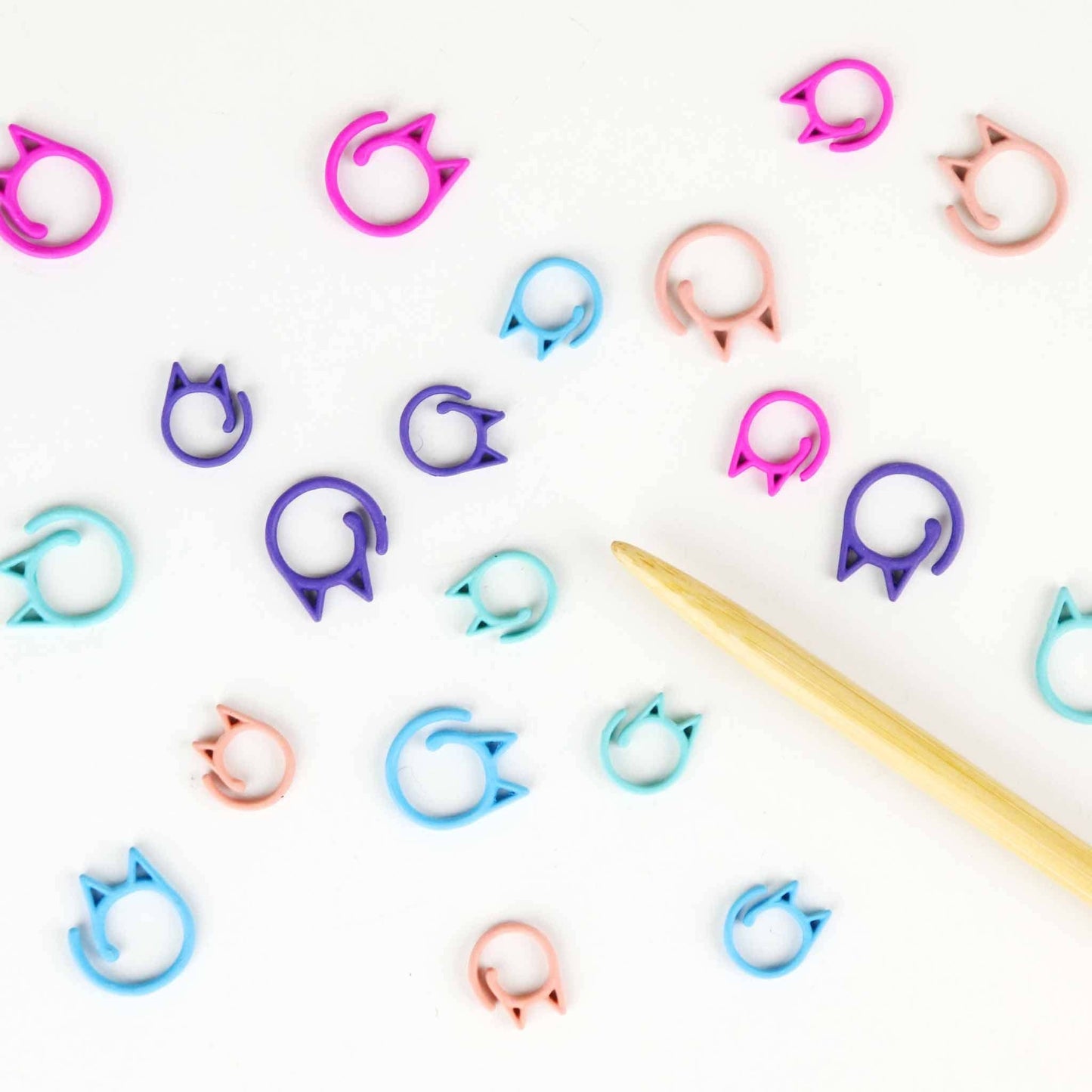 Simple Cat Stitch Markers