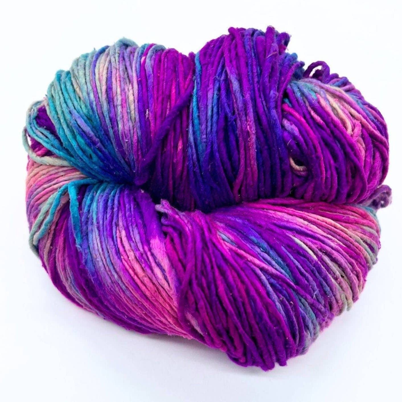 Recycled Silk Roving Worsted Weight Yarn