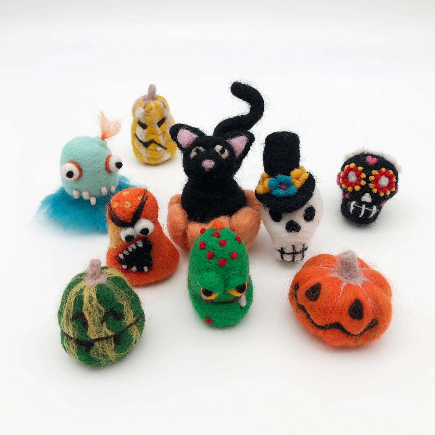 Needle Felting Bumper Kit - Halloween. A premium starter set