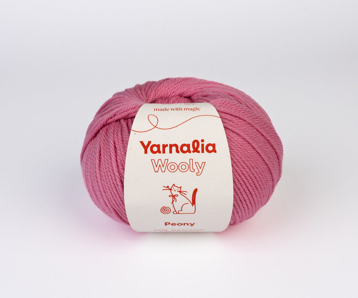 Yarnalia Wooly - 100% Superwash Merino Wool
